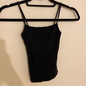 A simple black tank top.